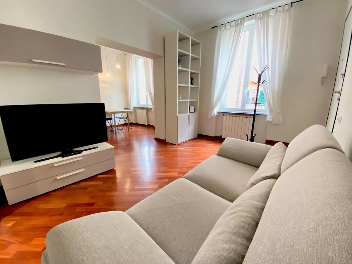 Tito'S Place Genoa Italy